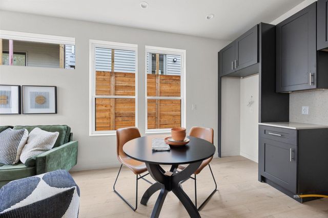 1709 Maple Ave 2B, Austin, TX 78702