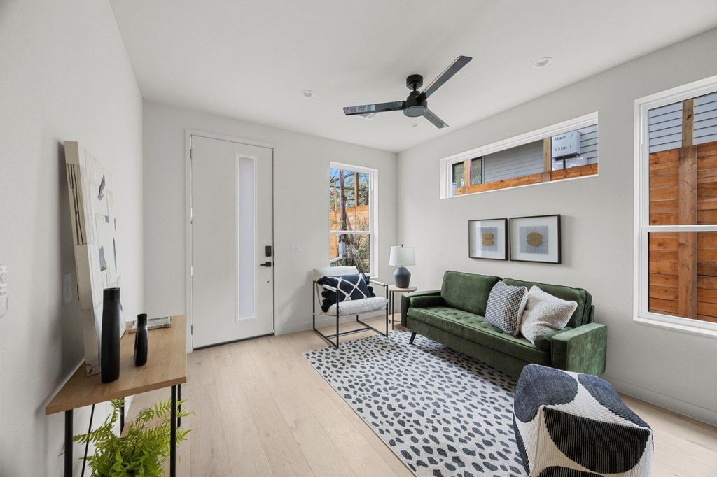 1709 Maple Ave 2B, Austin, TX 78702