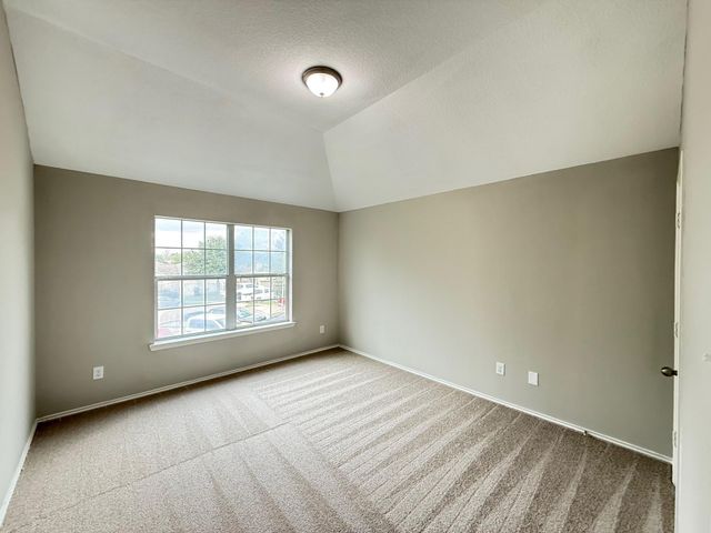 914 Whispering Winds Court, Baytown, TX 77521