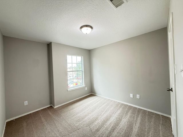 914 Whispering Winds Court, Baytown, TX 77521