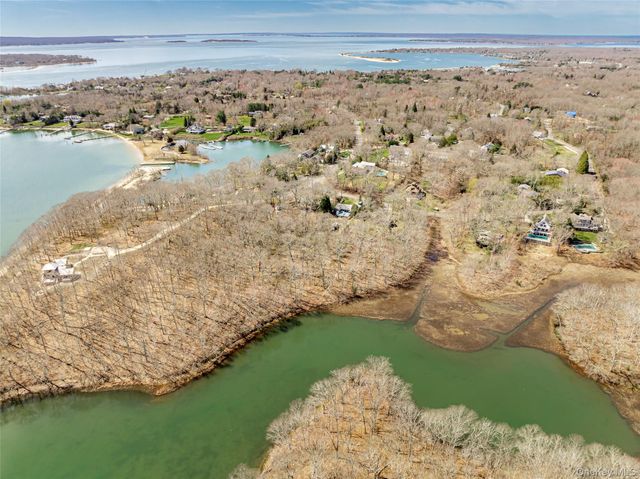 4 Irene Lane, Shelter Island, NY 11964