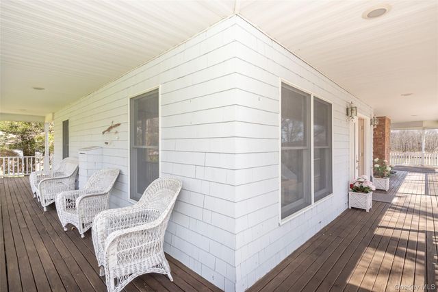 4 Irene Lane, Shelter Island, NY 11964