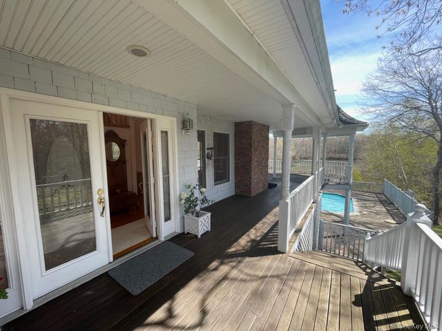 4 Irene Lane, Shelter Island, NY 11964
