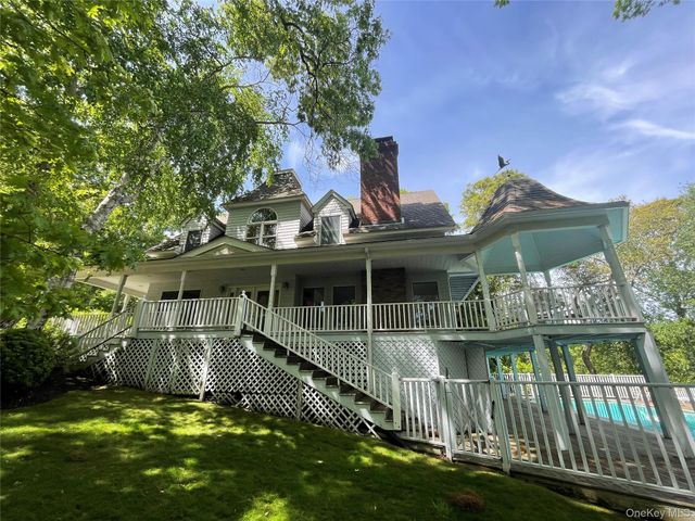 4 Irene Lane, Shelter Island, NY 11964