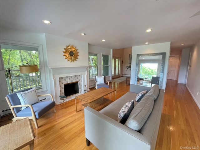 4 Irene Lane, Shelter Island, NY 11964