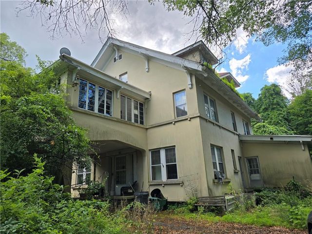 62 Old Glenham Road, Fishkill, NY 12508