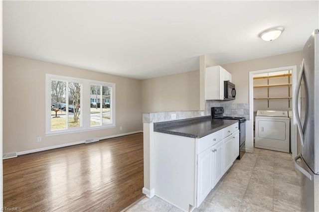 3202 Shallowford Drive, Greensboro, NC 27406