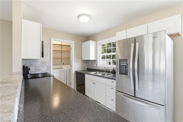 3202 Shallowford Drive, Greensboro, NC 27406