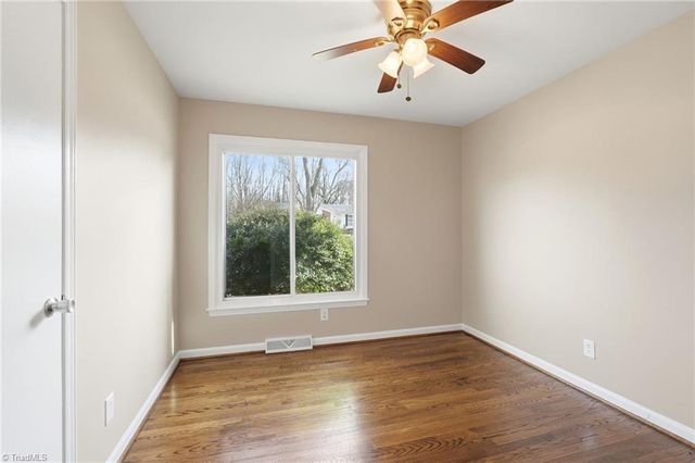 3202 Shallowford Drive, Greensboro, NC 27406