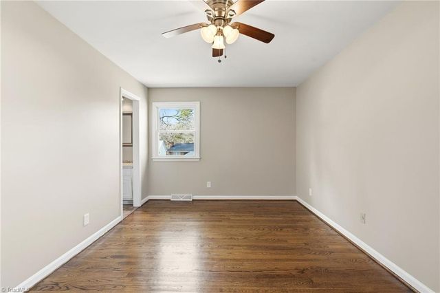 3202 Shallowford Drive, Greensboro, NC 27406