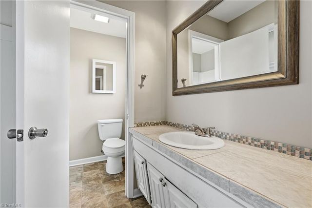 3202 Shallowford Drive, Greensboro, NC 27406