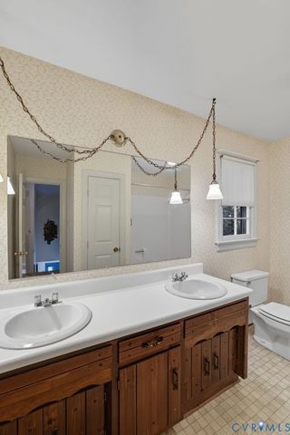 12805 Gloria Ct, Chester, VA 23831