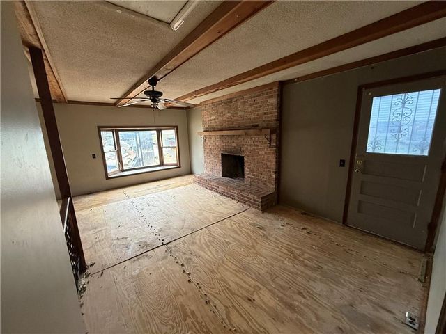 6155 NOGARD Avenue, Kansas City, KS 66104