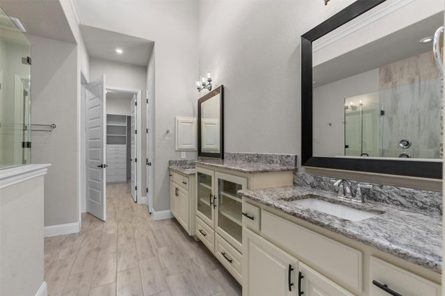 305 Arrowhead Mound RD, Georgetown, TX 78628