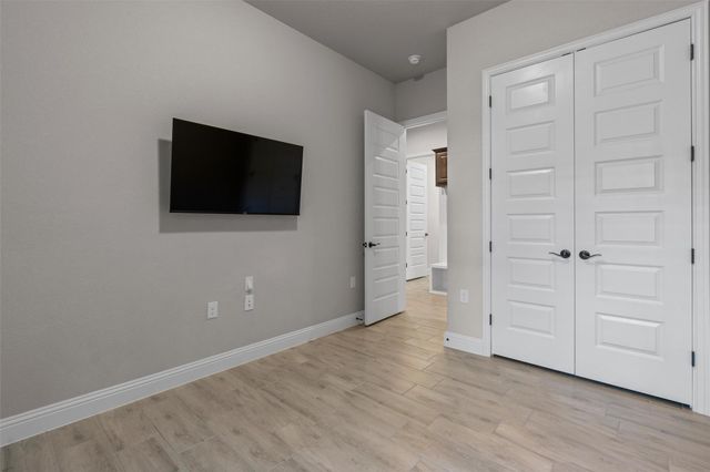 305 Arrowhead Mound RD, Georgetown, TX 78628