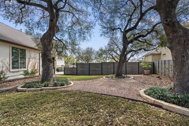 305 Arrowhead Mound RD, Georgetown, TX 78628