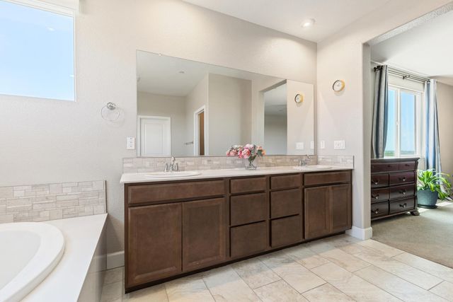 8065 Fort Collins Way, Roseville, CA 95747