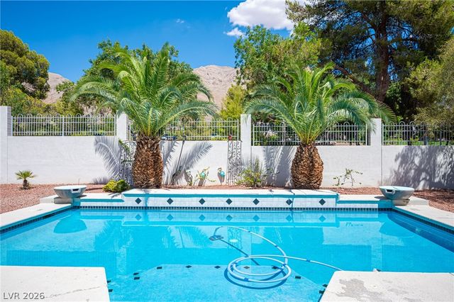 815 Morning Sun Court, Las Vegas, NV 89110