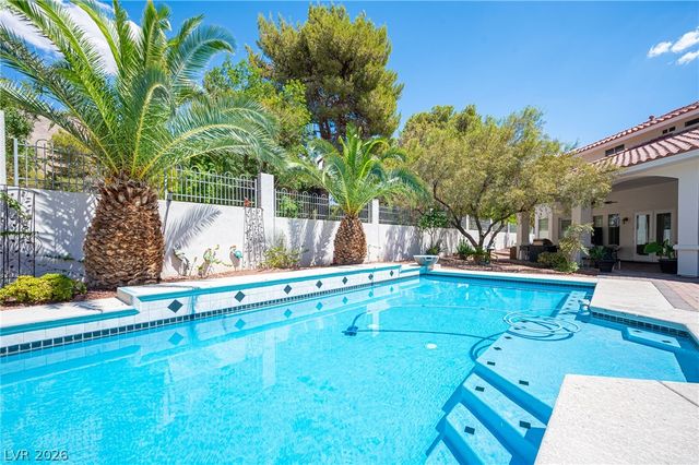 815 Morning Sun Court, Las Vegas, NV 89110