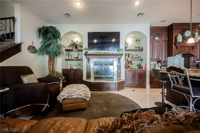 815 Morning Sun Court, Las Vegas, NV 89110