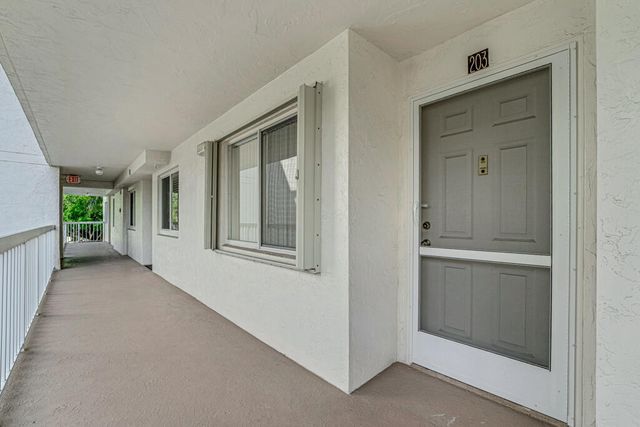 3146 Via 203, Lake Worth, FL 33467