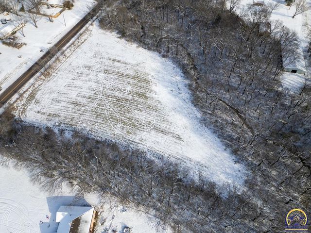 2939 SE Tecumseh RD, Tecumseh, KS 66542