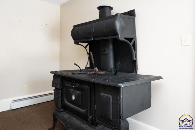 2939 SE Tecumseh RD, Tecumseh, KS 66542