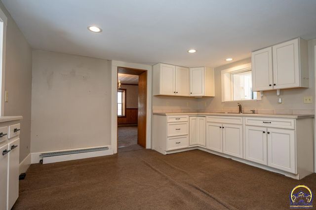 2939 SE Tecumseh RD, Tecumseh, KS 66542