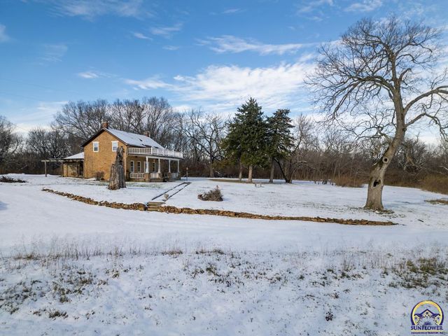 2939 SE Tecumseh RD, Tecumseh, KS 66542