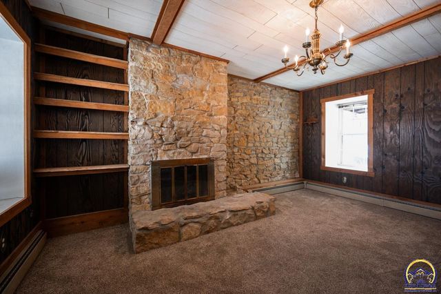 2939 SE Tecumseh RD, Tecumseh, KS 66542