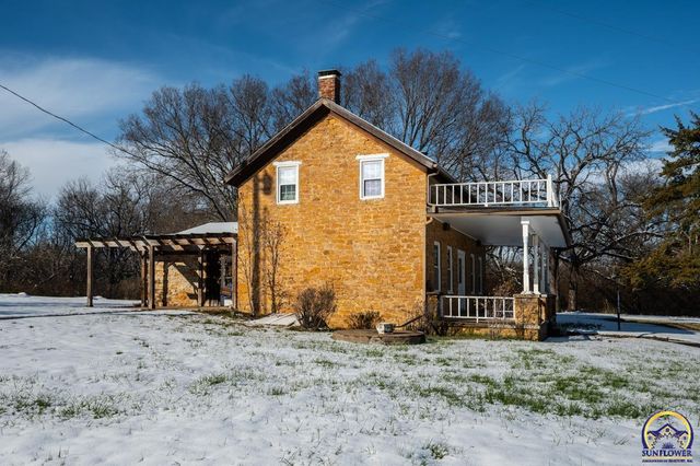 2939 SE Tecumseh RD, Tecumseh, KS 66542