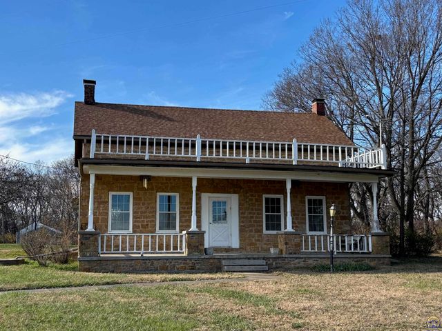 2939 SE Tecumseh RD, Tecumseh, KS 66542