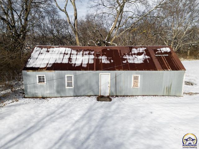 2939 SE Tecumseh RD, Tecumseh, KS 66542