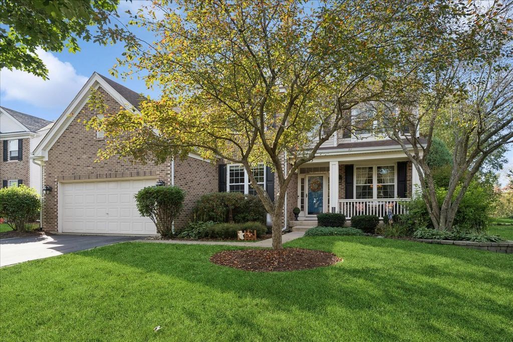 333 Alpine Drive, Gilberts, IL 60136