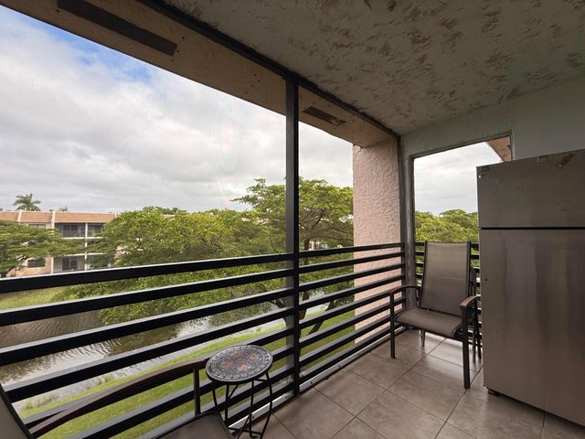 2786 NW 104th Avenue 304, Sunrise, FL 33322