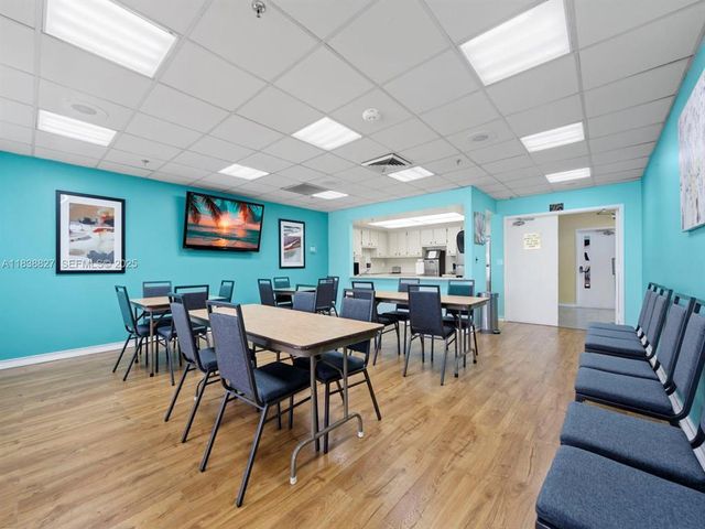 2786 NW 104th Avenue 304, Sunrise, FL 33322