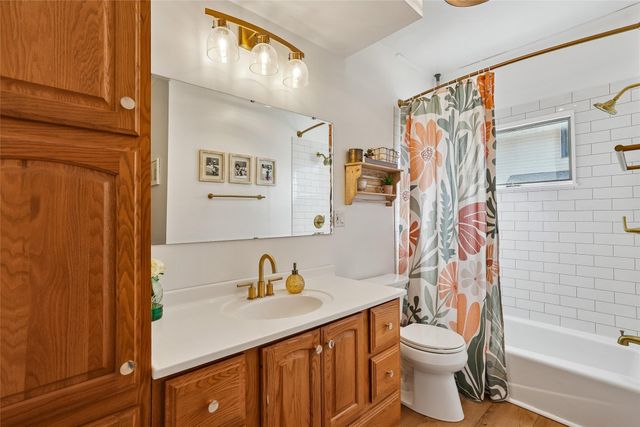 3516 Iola Avenue, Des Moines, IA 50312