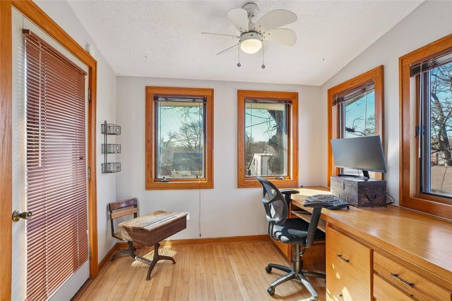 3516 Iola Avenue, Des Moines, IA 50312