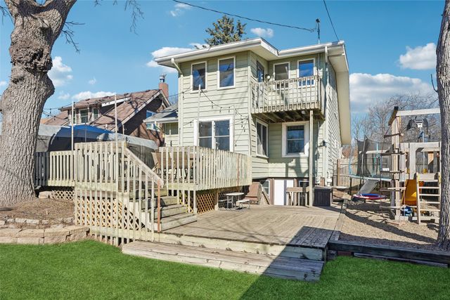 3516 Iola Avenue, Des Moines, IA 50312