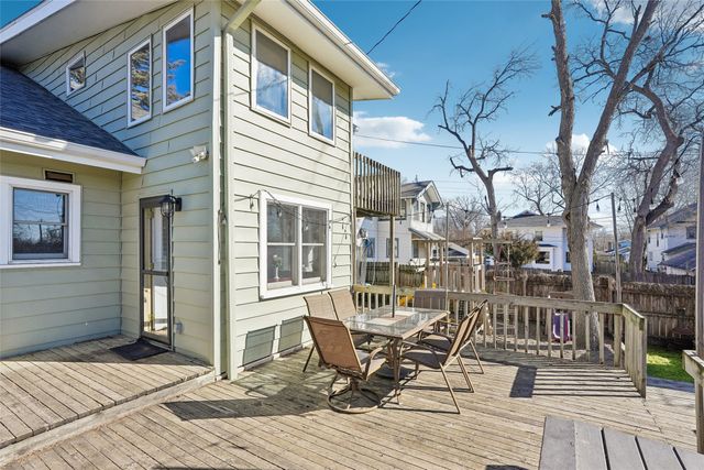 3516 Iola Avenue, Des Moines, IA 50312