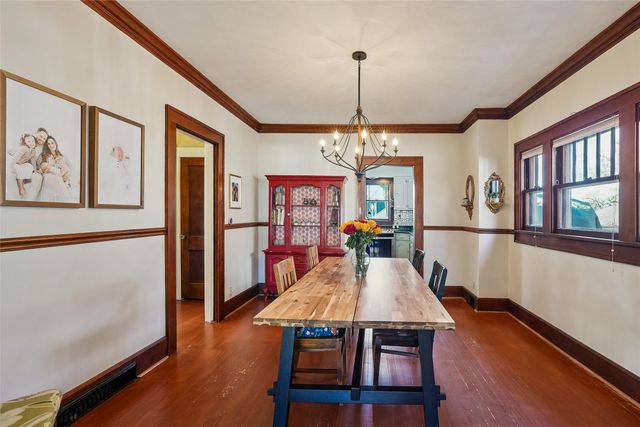 3516 Iola Avenue, Des Moines, IA 50312