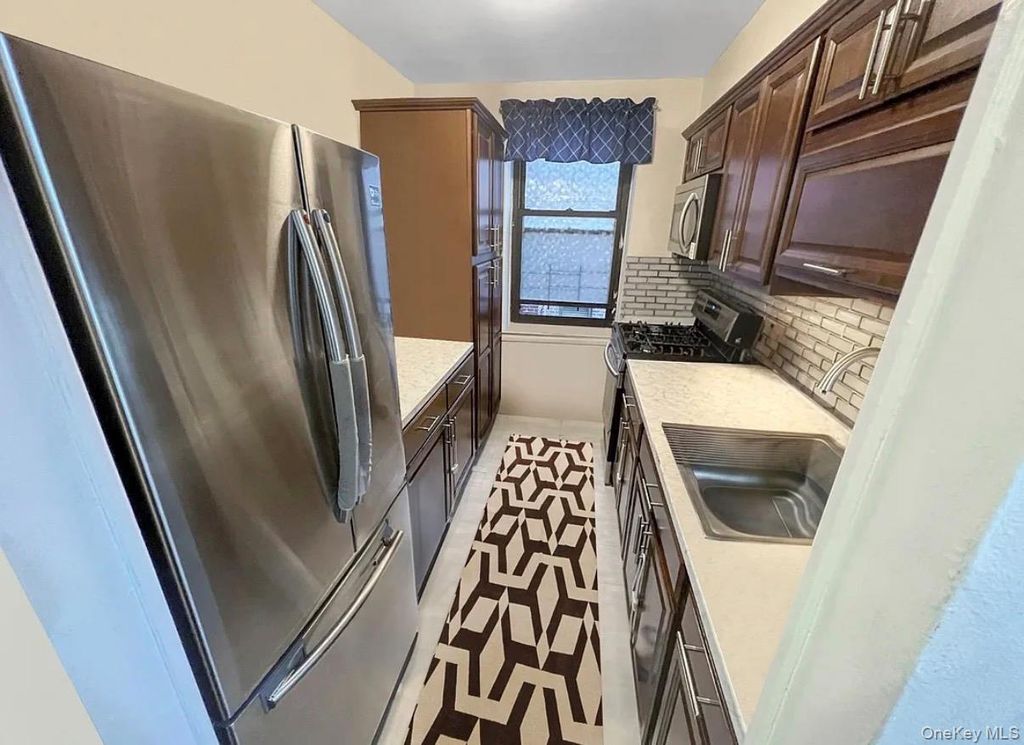 32-22 92nd Street D502, East Elmhurst, NY 11369 — photo 2