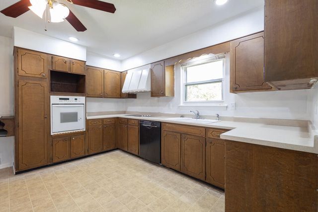 609 Spring Valley Lane, Chattanooga, TN 37415