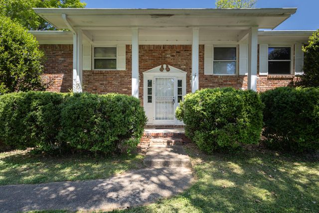 609 Spring Valley Lane, Chattanooga, TN 37415