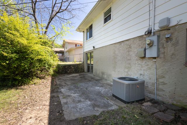 609 Spring Valley Lane, Chattanooga, TN 37415