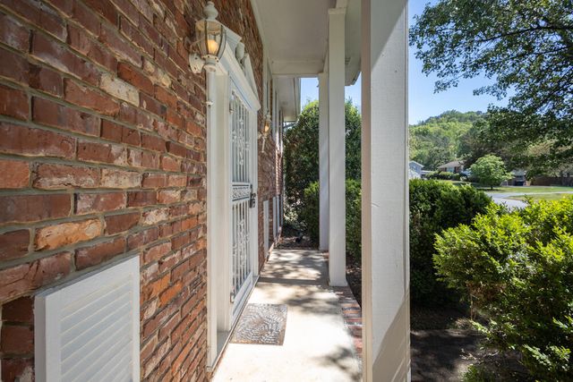 609 Spring Valley Lane, Chattanooga, TN 37415