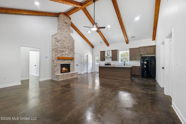 70 Wall Hill Farms, Byhalia, MS 38611