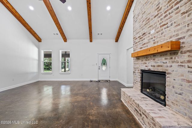 70 Wall Hill Farms, Byhalia, MS 38611
