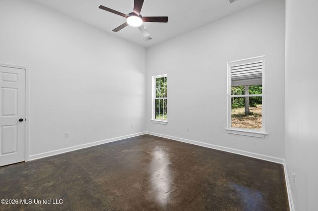 70 Wall Hill Farms, Byhalia, MS 38611
