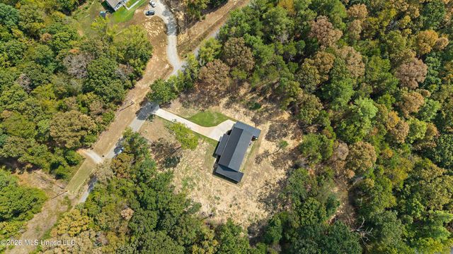 70 Wall Hill Farms, Byhalia, MS 38611